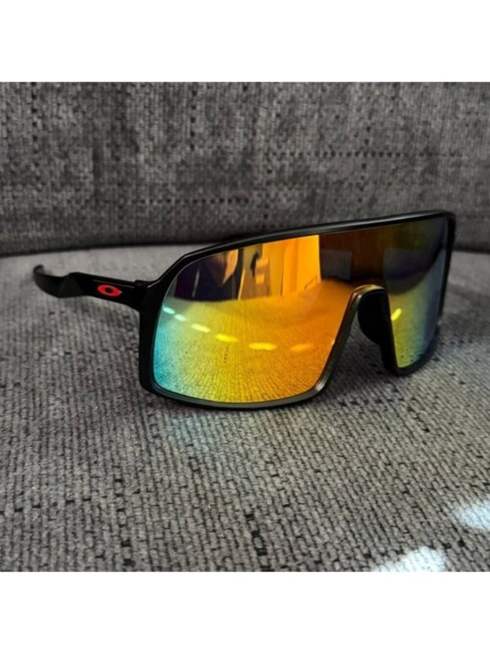 (OO9406) Oakley Sutro PRIZM Polarized Black Frame